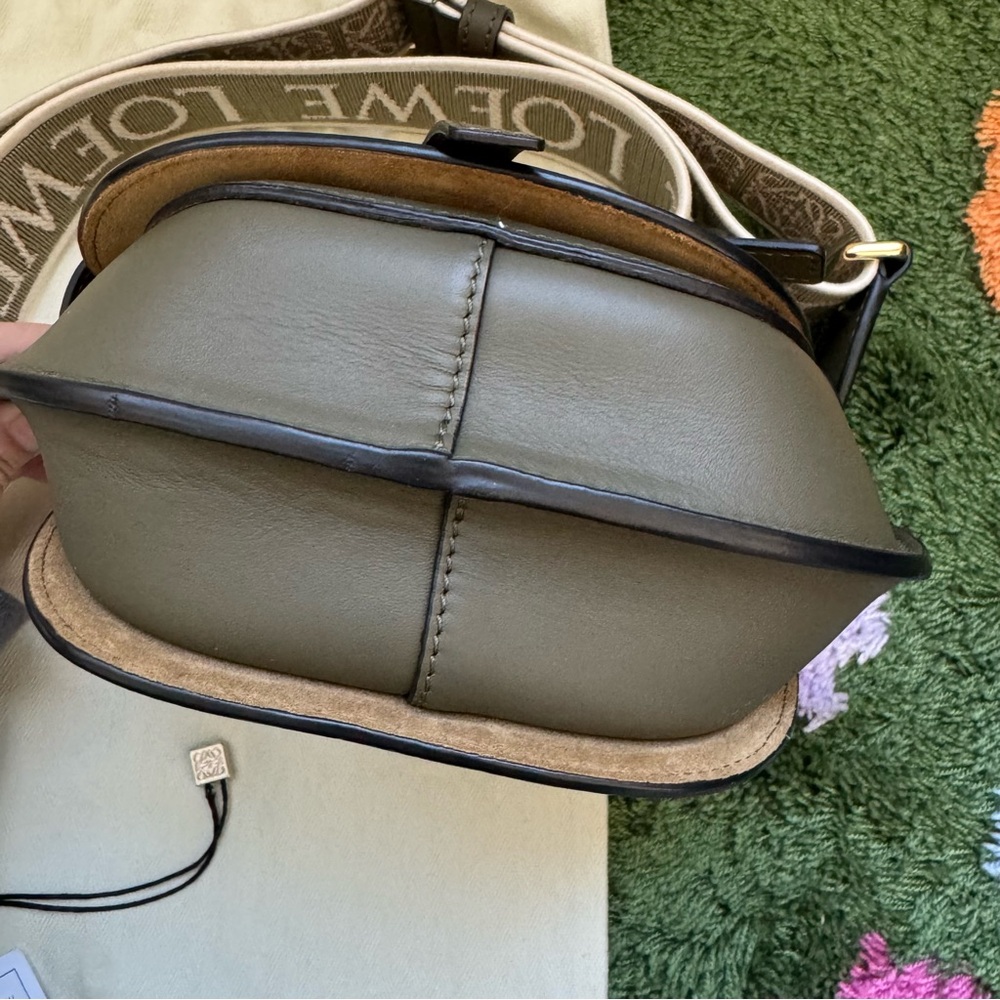 Loewe Mini Gate Dual bag
in soft calfskin and jacquard (like new condition) - Picture 4 of 7